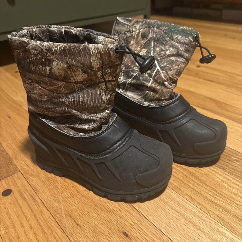 Itasca Kids Snow Boots Size 13 Camo Insulated Waterproof Winter EUC